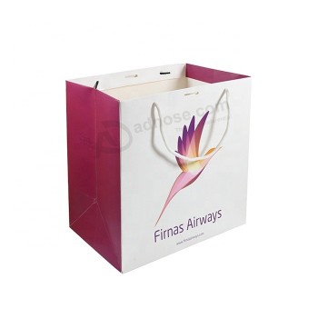 Bolsa de papel de impresión personalizada con asa de cuerda de estilo nuevo con logotipo de personalización para uso promocional