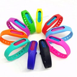 Adjustable Silicone Wristband Mosquito Repellent Watch with Refill