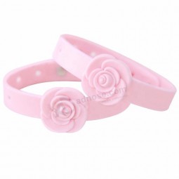Wholesale Creative Flower Design Silicone Bracelet with Fragrance
