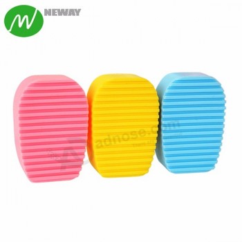 Detergente per spazzole in morbido silicone colorato