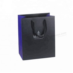 Logotipo personalizado luxo preto fosco jóias de compras levar embalagem pequeno saco de papel de presente com alça de gorgorão