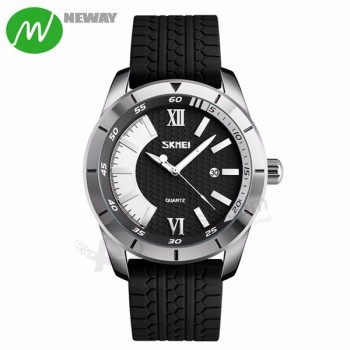 Лучшие продажи пользовательских логотип ручной кварцевые мужские наручные часы