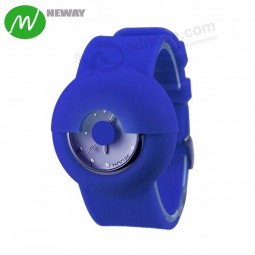 Reloj promocional de la mano del silicón del muchacho del regalo de China