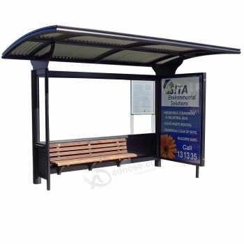 Aduana solar de la estación del refugio del autobús de la calle al aire libre
