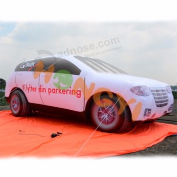 Exhibición llevada inflable llevada inflable del coche de la publicidad al aire libre del modelo del coche del sedán del pvc blanco