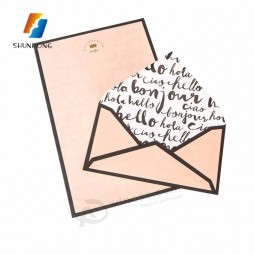 Envelopes de papel fantasia coloridos acolchoados para atacado