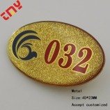 Groothandel aangepaste enamel badge harde emaille pin badge