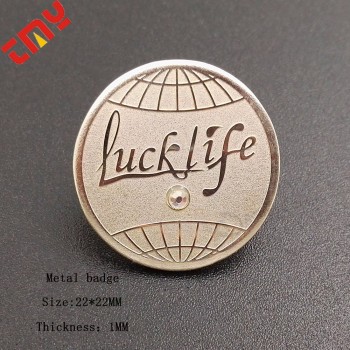 Distintivo pulsante promozionale personalizzato, badge con bottone in metallo smaltato