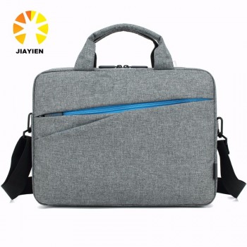 Weicher leichter Rucksack für den Business-Laptop-Rückenreißverschluss