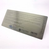 크기 금속 편지 이상 비즈니스 카드입니다