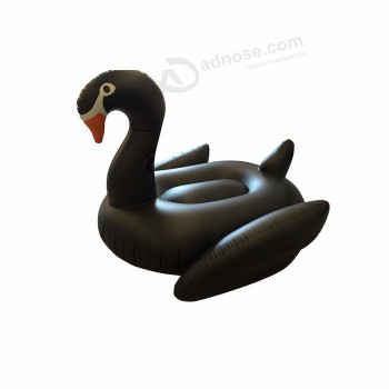 Grandes juegos acuáticos inflables cisne negro flotadores de piscina
