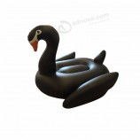 Große Wasserspiele aufblasbare schwarze Schwan-Poolschwimmer