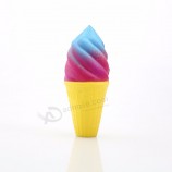Crème glacée squishy étoilée dégageant avec douceur