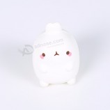 虹色のふかふかの小さなウサギの最新のデザインのストレスリリーフpuフォームふしぎなおもちゃ