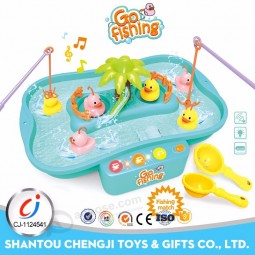Mais novo jogo de água pulverização brinquedo conjunto de pesca com música