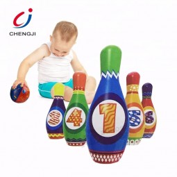 Wholesale outdoor sport game play funny toy bowling set for kids