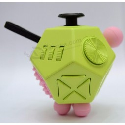 안티-어린이와 어른을위한 스트레스 큐브 위젯 12면 fidget 큐브 데스크 장난감