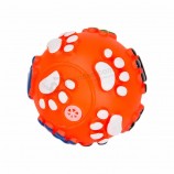 Los juguetes del perro de la bola chillona del tpr de la goma natural se tambalean el movimiento de la risita del perro de la bola del perro de la risita