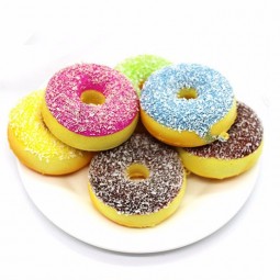 促销多-颜色挤压慢上升pu湿软甜甜圈面包食品玩具为孩子们