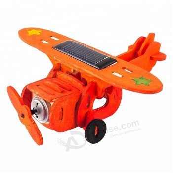 Modelo de montagem de avião de madeira de energia solar brinquedos para crianças personalizado