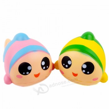 Oem aangepaste regenboog kawaii squishy vis stress verlichten langzaam oplopend squishy speelgoed voor kinderen