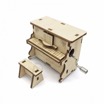 Diy piano em forma de música personalizada 3d caixa de música de madeira manivela atacado