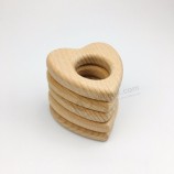 Colgante mordedor de madera con forma de corazón original masticable para el juego