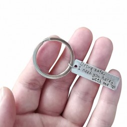 J'ai besoin de vous ici avec moi porte-clé collier en métal gravé