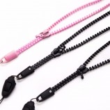 billige verstellbare Kunststoff-Reißverschluss-Lanyard mit Handyschlaufe