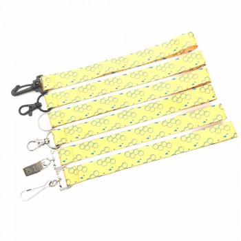 cinta de poliéster amarilla brillante con cordones colgantes simples