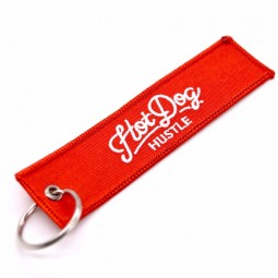 portachiavi sottile con logo tondo intrecciato con logo personalizzato