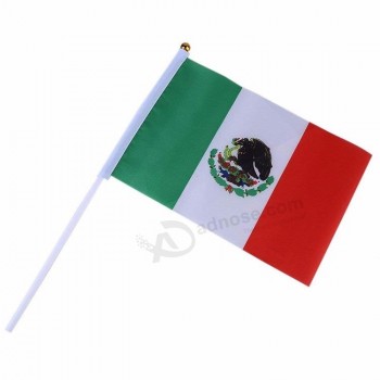 Kundenspezifische Mexiko-Handwellen-Flagge für die Werbung
