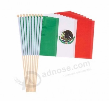 Hölzerne Pole Mexiko Digital Print Hand wehende Flagge