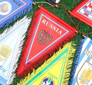 banderines de deporte de fútbol de satén de pared de triángulo personalizado mini para club de fútbol