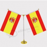 decoração de escritório bandeira espanhola mesa espanha