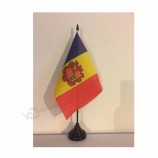 Impresión de seda personalizada al por mayor 68d poliéster andorra bandera de mesa de país