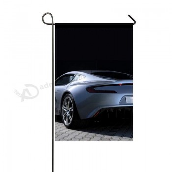 Großhandel benutzerdefinierte Garten Flagge Aston Martin One-77 2009 metallic Silber Rückansicht Stil 12 x 18 Zoll