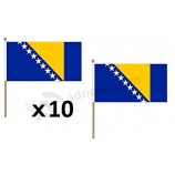 Vlag van Bosnië en Herzegovina 12 '' x 18 '' houten stok - Bosnische Herzegovijnse vlaggen 30 x 45 cm - banner 12x18 in met paal