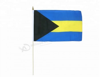 presentes da promoção que anunciam bandeiras à mão de bahamas