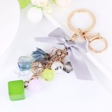 kleine Blume und Perle Anhänger Perlen Schlüsselbund Mädchen kreative kleine Mode Schlüsselanhänger