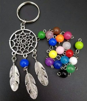1 Pcs/Lot  mixed color glass beads dreamcatcher keyring bag charm fashion boho style jewelry feather keychain for women