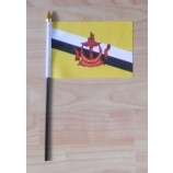 Großhandel Cusotm hohe Qualität Brunei Land Hand Flagge - klein.