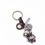 ubeauty bronze cartoon Pig Key ring lovers gift Bag pendant women Key ring trinket key chains Car personalized keychains chaveiro innovative