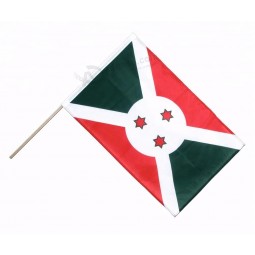 benutzerdefinierte Land Hand Burundi Flagge mit Kunststoffstange