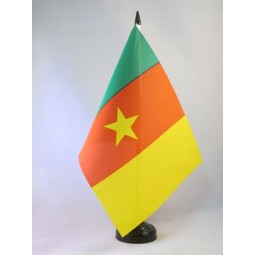 cameroon table flag 5'' x 8'' - cameroonian desk flag 21 x 14 cm - black plastic stick and base