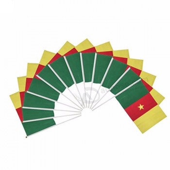 Topkwaliteit voetbalfans handheld juichen mini-Kameroen land vlag