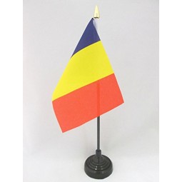 bandiera da tavolo chad 4 '' x 6 '' - bandiera da scrivania chadian 15 x 10 cm - top con lancia dorata