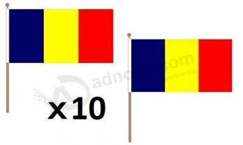 Bandeira do Chade 12 '' x 18 '' vara de madeira - bandeiras do Chade 30 x 45 cm - banner 12x18 pol