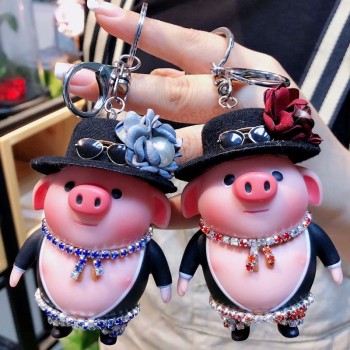 Cartoon Cute Rhinestone Animal Pig cute keychains Fluffy Child Doll  Key Ring Women Car Bag Key Chains Pendant Trinket Gift Porte Clef