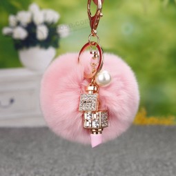 Moda coelho Fur Pom Pom pérola batom bonito chaveiros strass Pompons de pele chaveiro mulheres Saco charme Chave titular pingente porte clave